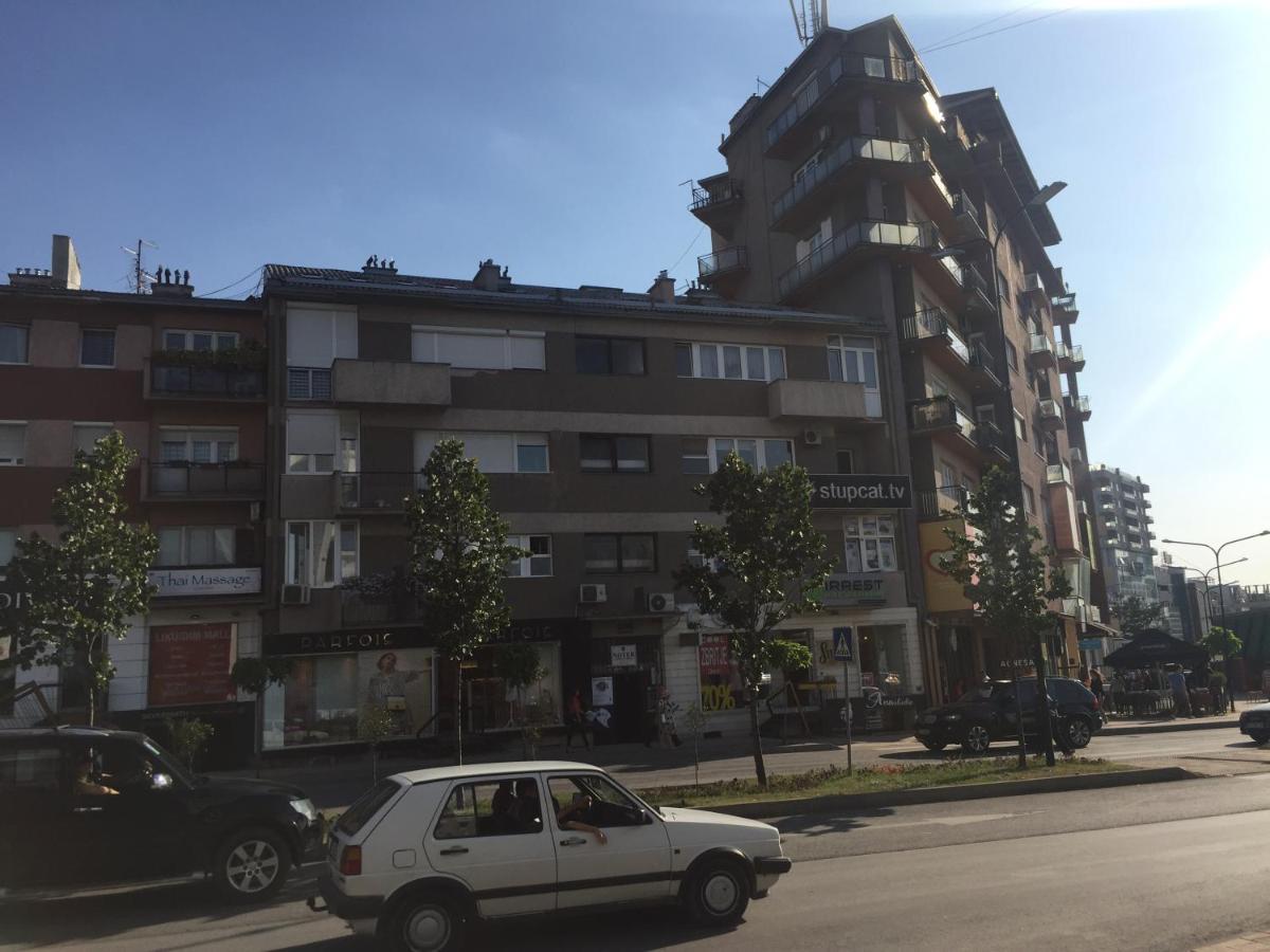 Central Apartment Pristina Exterior foto